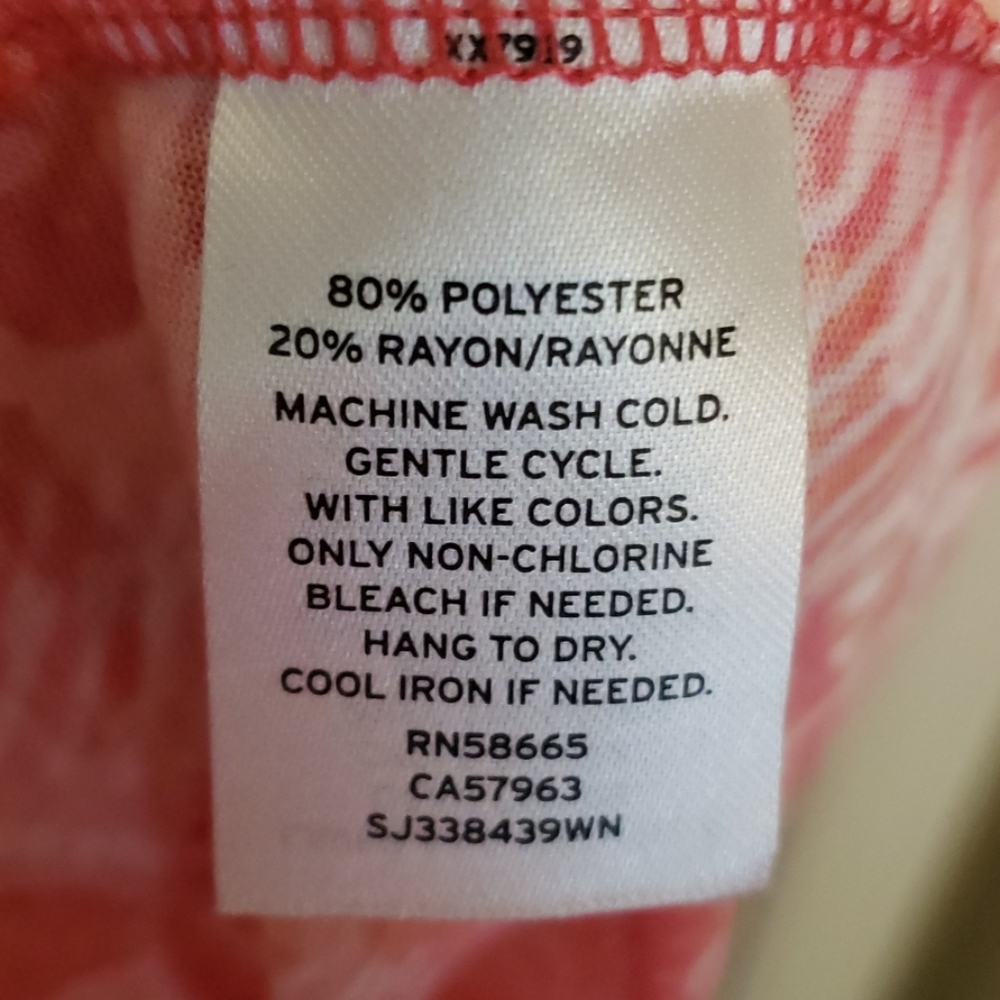 3/$15 Sejour Orange Leopard V-Neck Tee - Picture 4 of 4